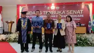 Poltekkes-Genesis-Wisuda.jpg