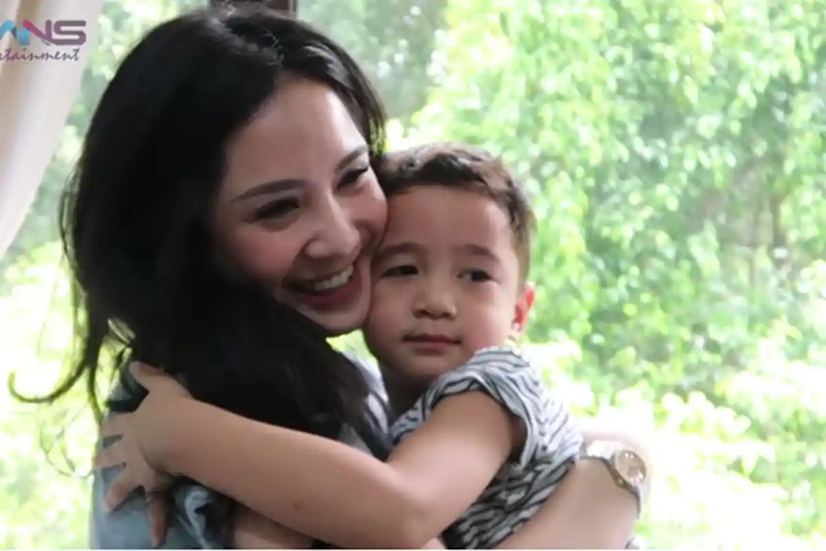 Nagita Slavina Ungkap Pesan dan Ancaman untuk Rafathar Kelak saat Sudah Kuliah