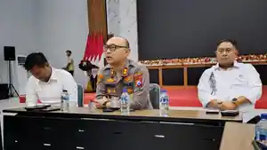 Kapolres-Blitar-AKBP-Rivanda-tengah-Jumat-562026.jpg