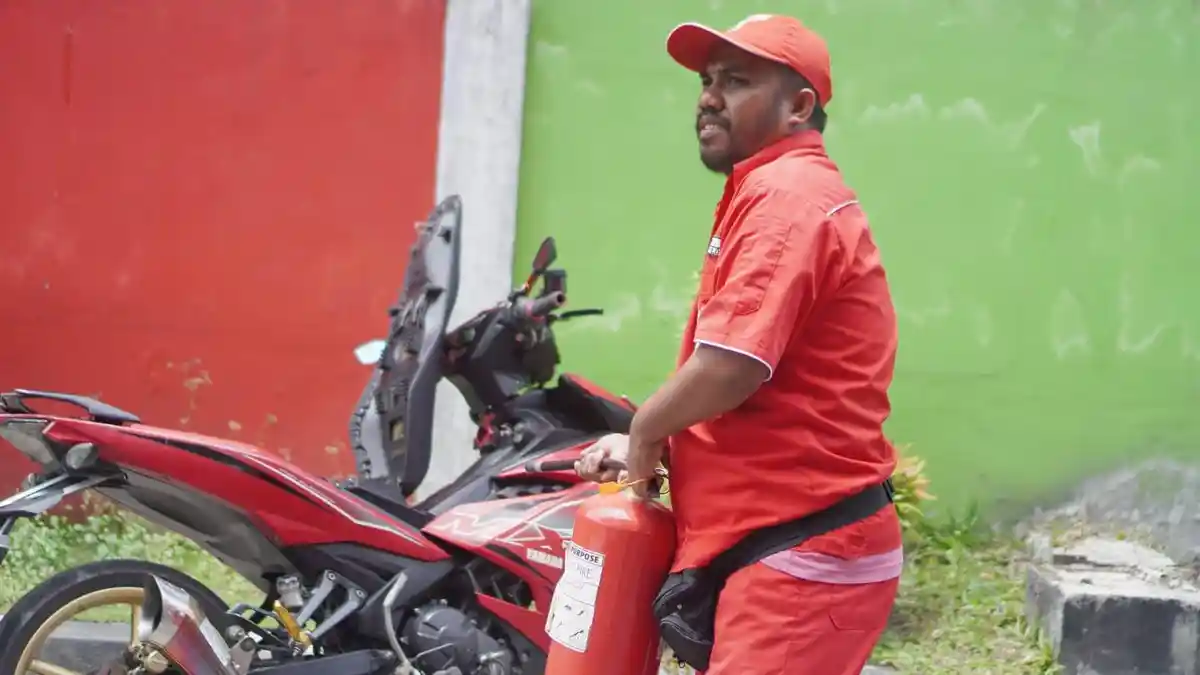 Pertamina Patra Niaga Gelar Simulasi Keadaan Darurat di SPBU Wayame