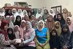 Semarakkan Peringatan Hari Kartini, PLN UID Jateng 'Berbagi Cahaya' Muliakan Masjid dan Kaum Dhuafa