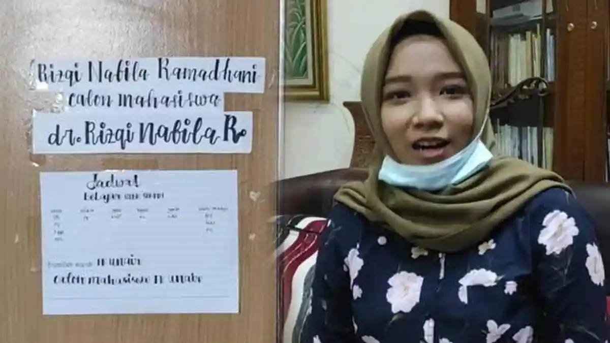 Nabila, Mahasiswi Termuda di Fakultas Kedokteran UNAIR: Usia Baru 15 Tahun, Belajar 8 Jam Sehari