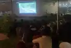 nonton-pesta-babi-di-Indralaya.jpg
