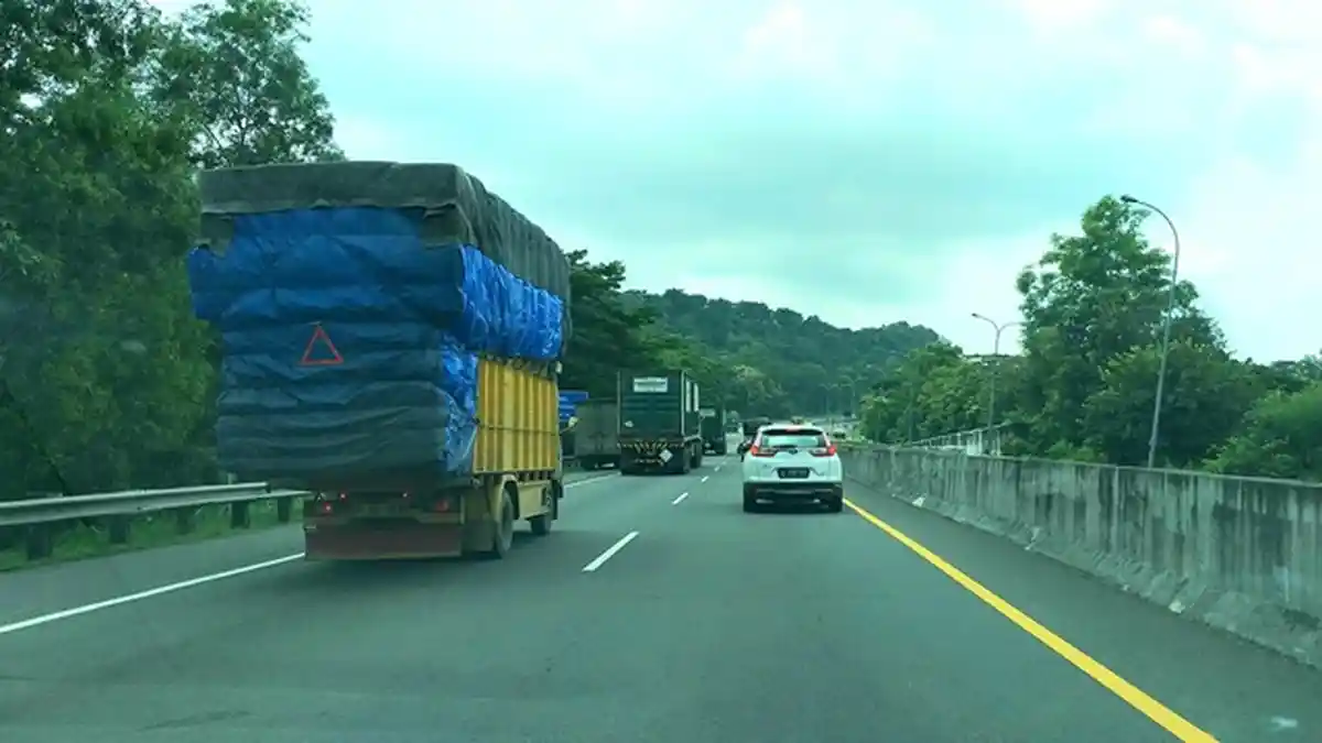 Ini Respons Aptrindo Soal Aturan Baru Menhub Truk ODOL Harus Transfer Muatan di Jembatan Timbang