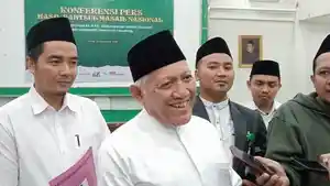 Ketua-PWNU-Jatim-KH-Abdul-Hakim-Mahfudz-atau-Gus-Kikin-2.jpg