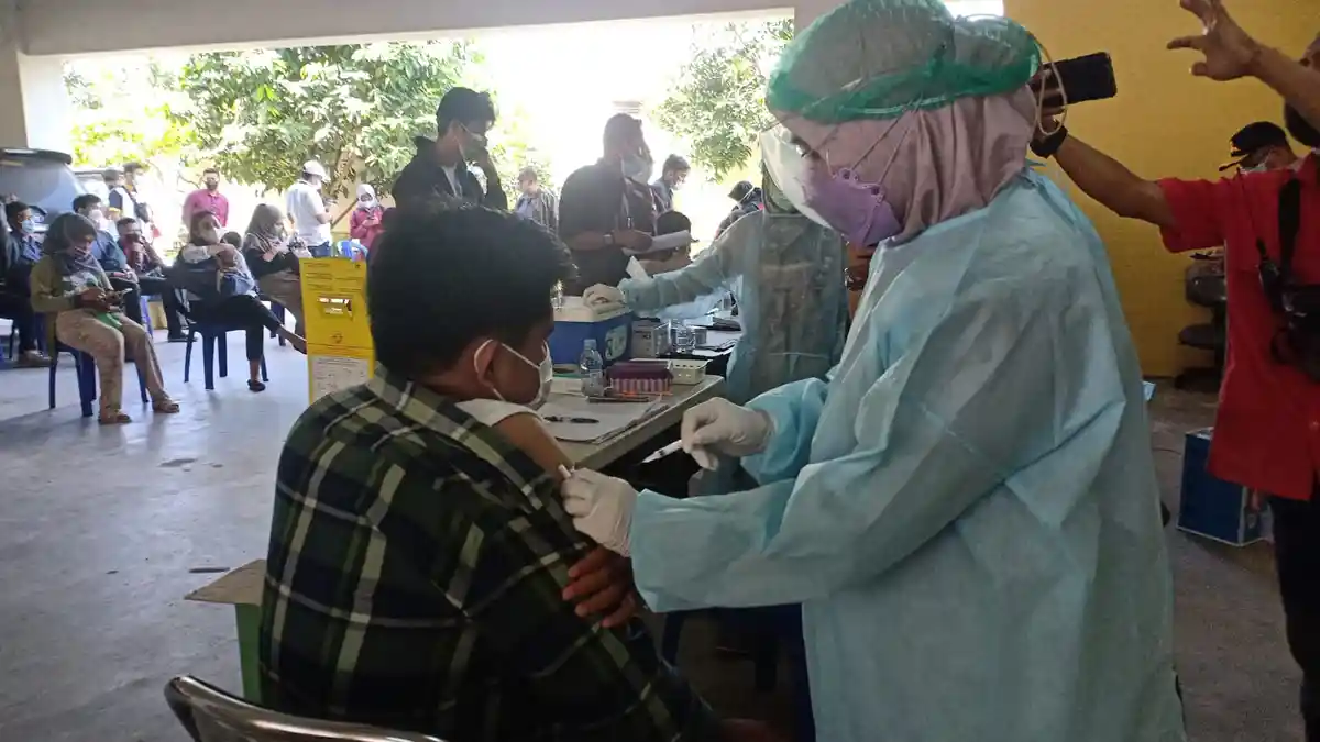 Percepatan Pencapaian Herd Immunity, KKP Klas II Samarinda  Gelar Vaksinasi Massal