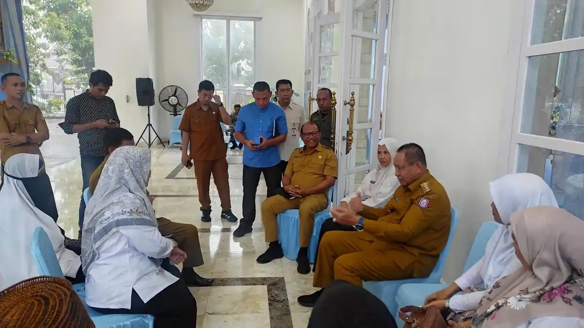 Puluhan Guru Gorontalo Tuntut Hak Sertifikasi 2025, Sekda: Seharusnya yang Bayar Itu Kemenag
