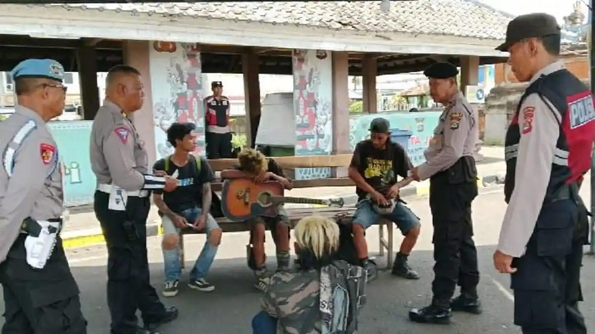 Kedapatan Tak Bawa Identitas Diri, Empat Anak Jalanan Dipulangkan