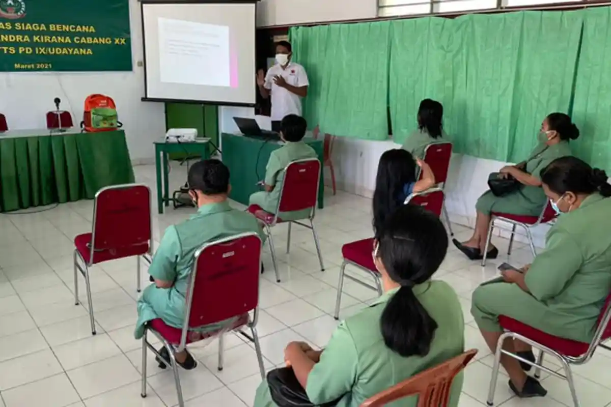 Anggota Persit Kodim 1621 TTS Terima Pembekalan Keluarga Tanggap Bencana