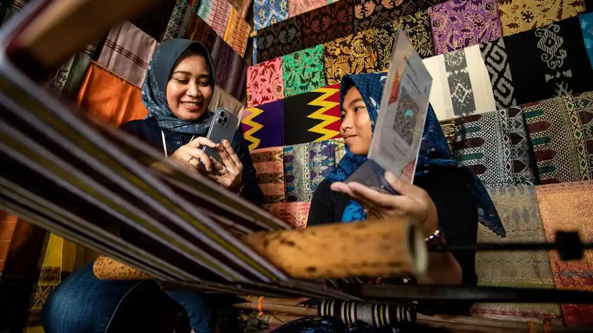 Dari Desa hingga Global, BRI Dukung Pertumbuhan UMKM lewat 5 Program Inovatif