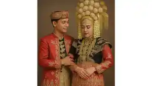FOTO-pasangan-Wilda-Oktafia-dan-Joni-Hendra.jpg