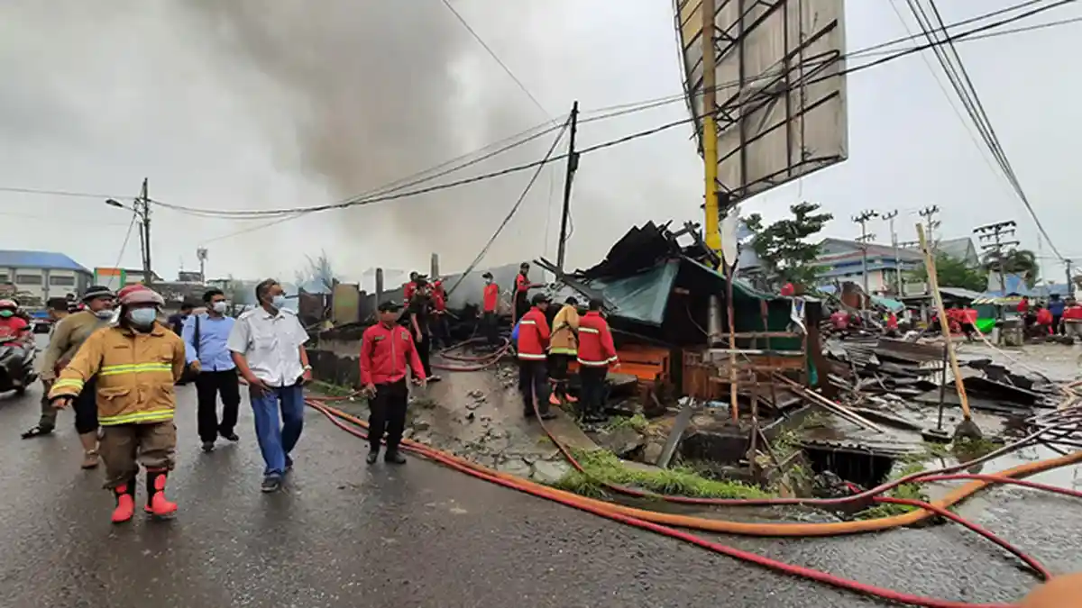 Kurang dari 4 Bulan, Sudah Dua Kali Komplek Pasar Inpres Sintang Terbakar