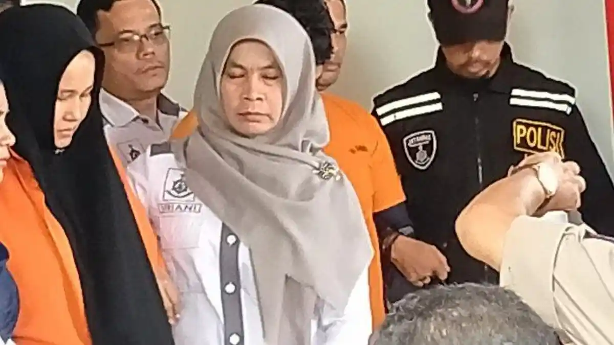 Aroma Cinta Terlarang Istri Hakim Jamaluddin dengan Eksekutor, Rancang Pembunuhan di Cafe