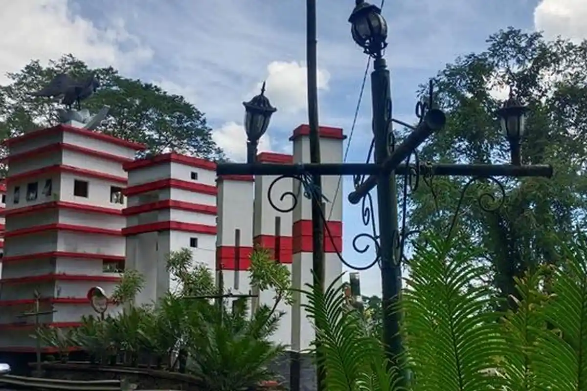 Sulut Corruption Watch Minta Kejari Tomohon Selidiki Proyek Lampu di Resting Area