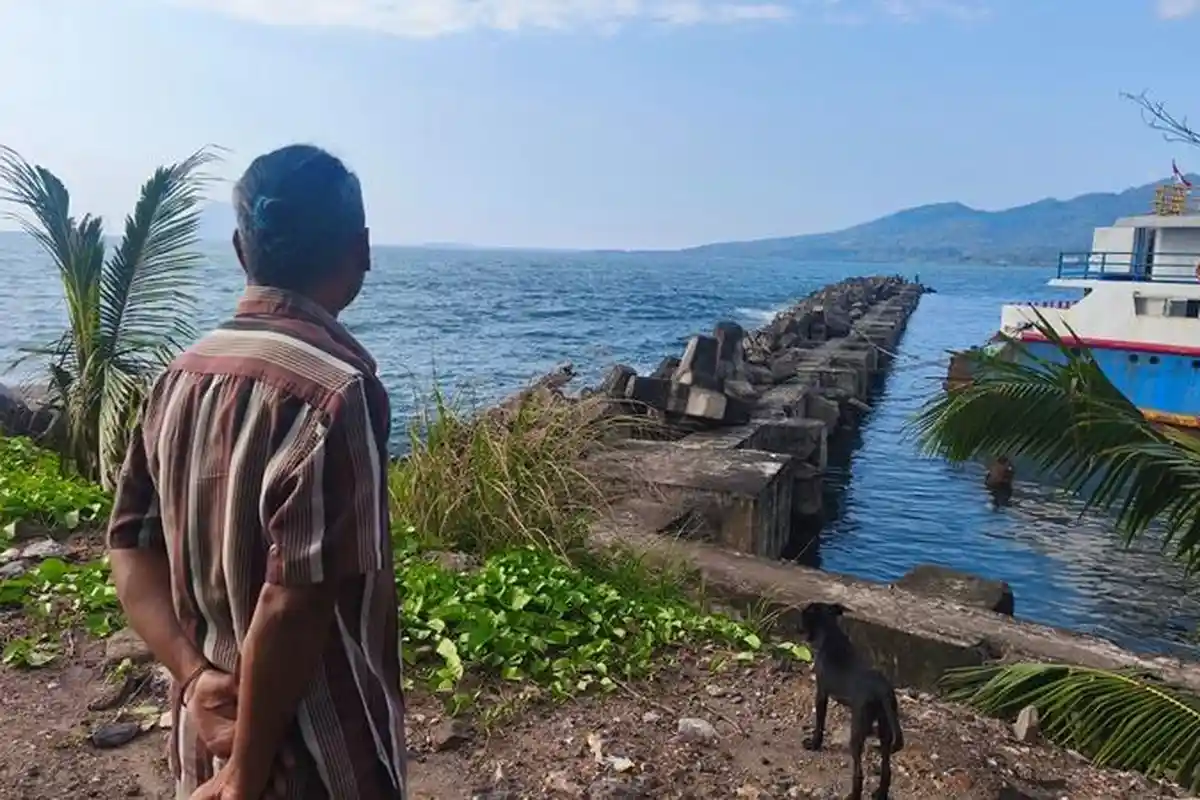 Warga Meminta Dinas Terkait Atasi Buaya yang Berkeliaran di Sekitar Pesisir Manado