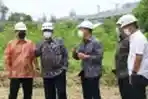 Meninjau Lokasi Proyek Urban Suites 