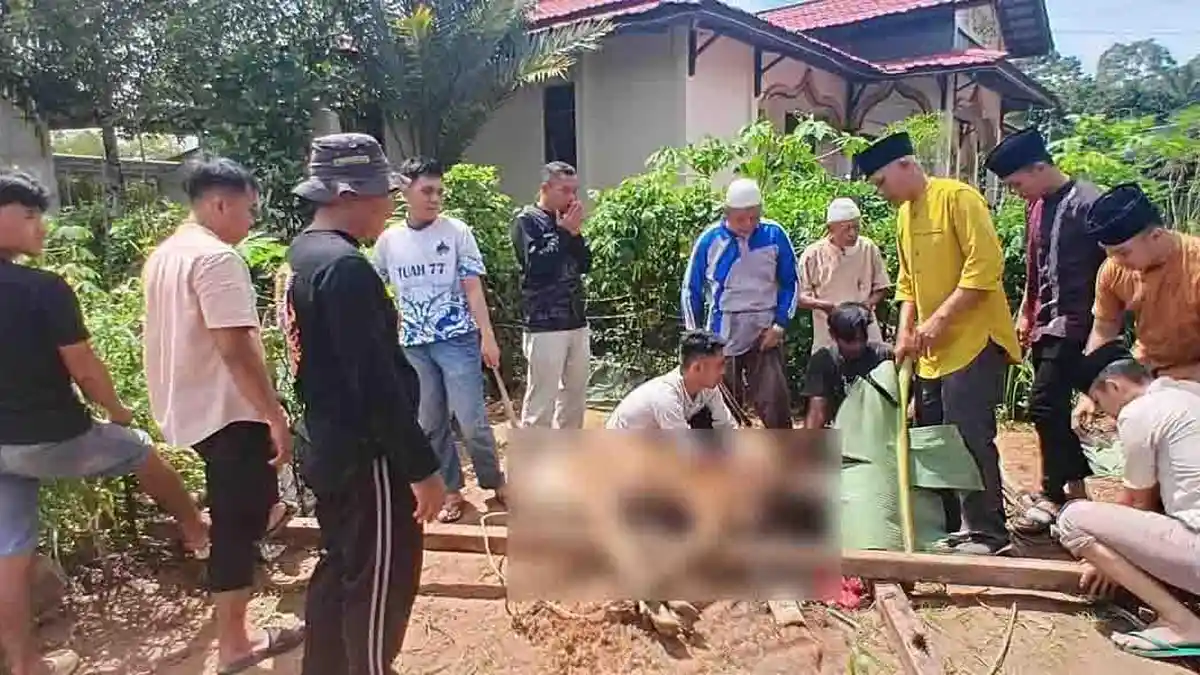 Jemput Keberkahan Hari Raya Idul Adha, Polres Melawi Kurban Sapi dan Kambing