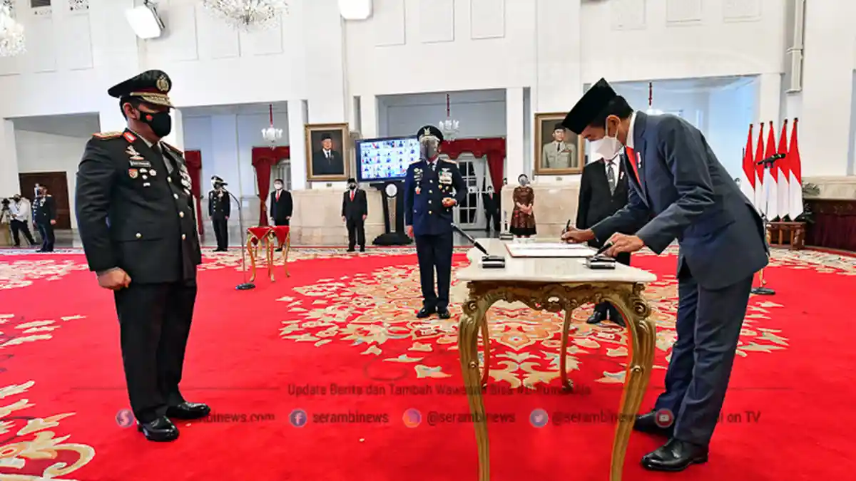 FOTO -  Jokowi Lantik Listyo Sigit Prabowo Sebagai Kepala Kepolisian Republik Indonesia - presiden-joko-widodo-melantik-listyo-sigit-prabowo-sebagai-kapolri-5.jpg