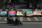 Karangan Bunga Dukungan untuk Polda Metro Jaya