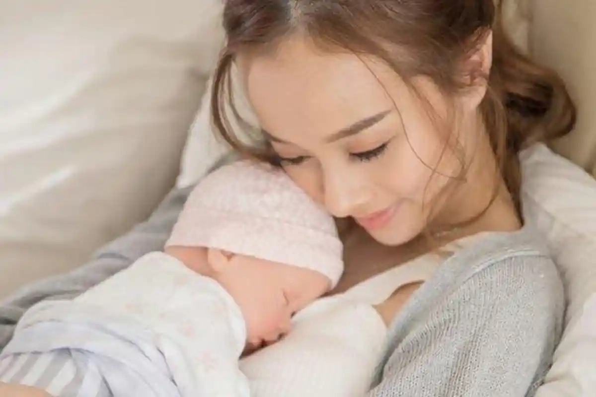 Enam Mitos Menyusui Ini Bisa Hambat ASI Eksklusif, Tak Boleh Makan Ikan hingga Hindari Kopi