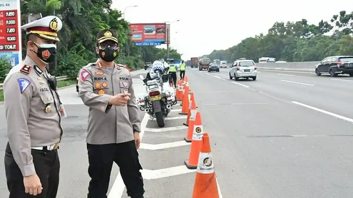 Pantau Arus Balik di Banten, Bogor, dan Cikampek, Kabag Ops Korlantas: Semua Normal dan Terkendali