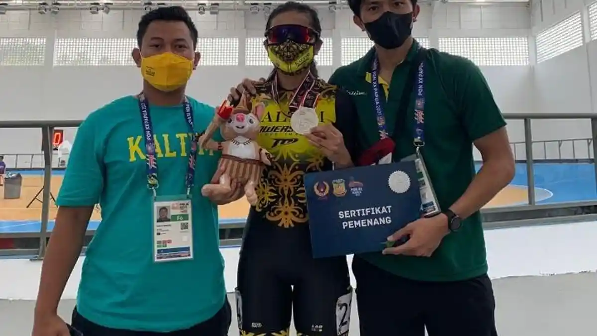 Rifa Moza Risqia dari Cabor Sepatu Roda Sumbang Medali Pertama untuk Kalimantan Timur di PON Papua