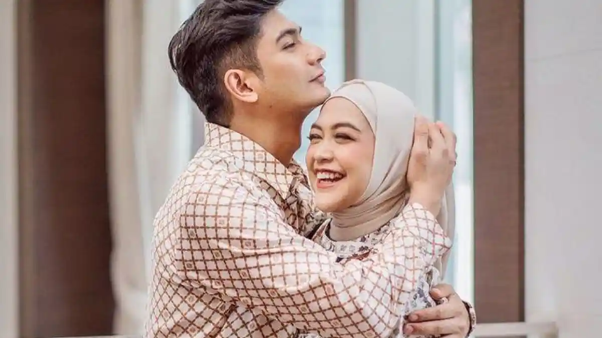 KEBAHAGIAAN Hanya Terlihat di Konten, Kini Ria Ricis Resmi Gugat Cerai Teuku Ryan