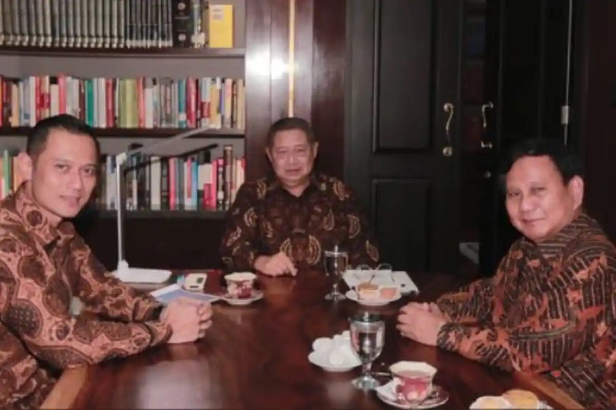 Tanggapi Pertemuan SBY-Prabowo, Ferdinand: Di Dada Mereka Ada Sapta Marga, di Hati Ada Merah Putih