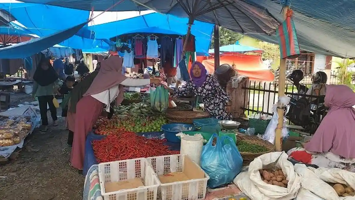 Harga Cabai Merah di Pasar Sijunjung Anjlok, Sentuh Rp24 Ribu Sekilo