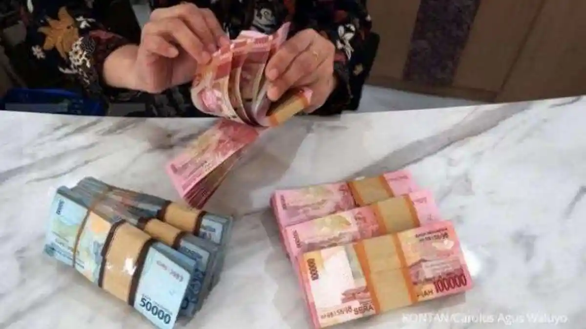 Lagi Musim, Teller Bank Jadi Tuyul Tilap Uang Nasabah Hingga Miliaran, Ini Modusnya