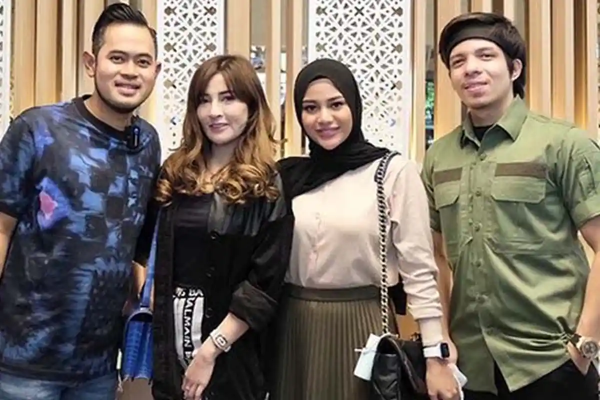 Bulan Madu Pasca Keguguran, Momen Mesra Atta Aurel Bikin Sultan Malang Ini Tutup Mata : Sensor Guys