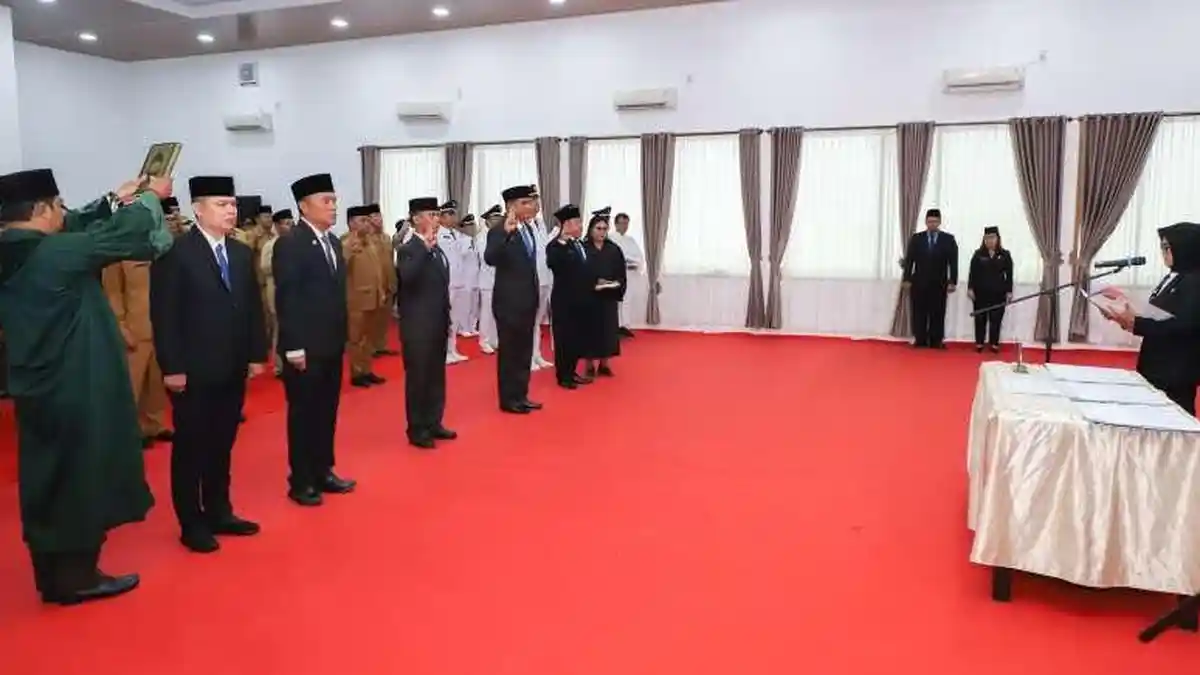 Inilah Sekda Siantar dan Daftar 4 Pejabat Kepala Dinas yang Dilantik Wali Kota Susanti Dewayani