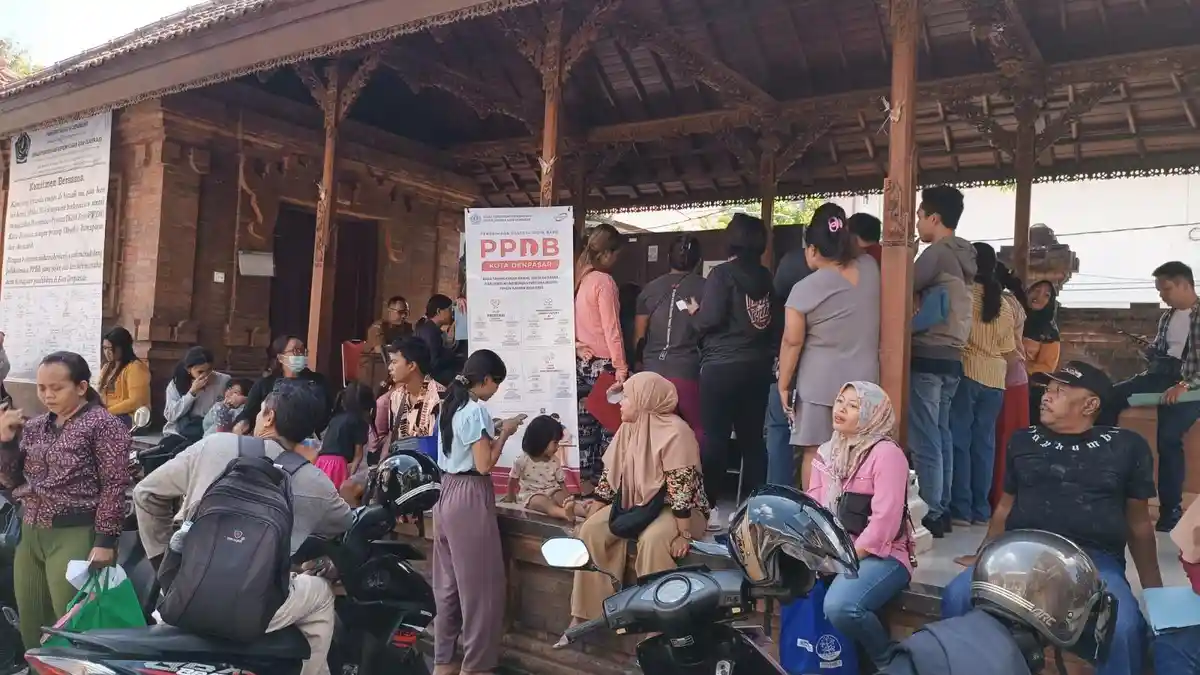 Orangtua Siswa Geruduk Disdikpora Denpasar Terkait PPDB SD, Ini Tanggapan Kadisdikpora