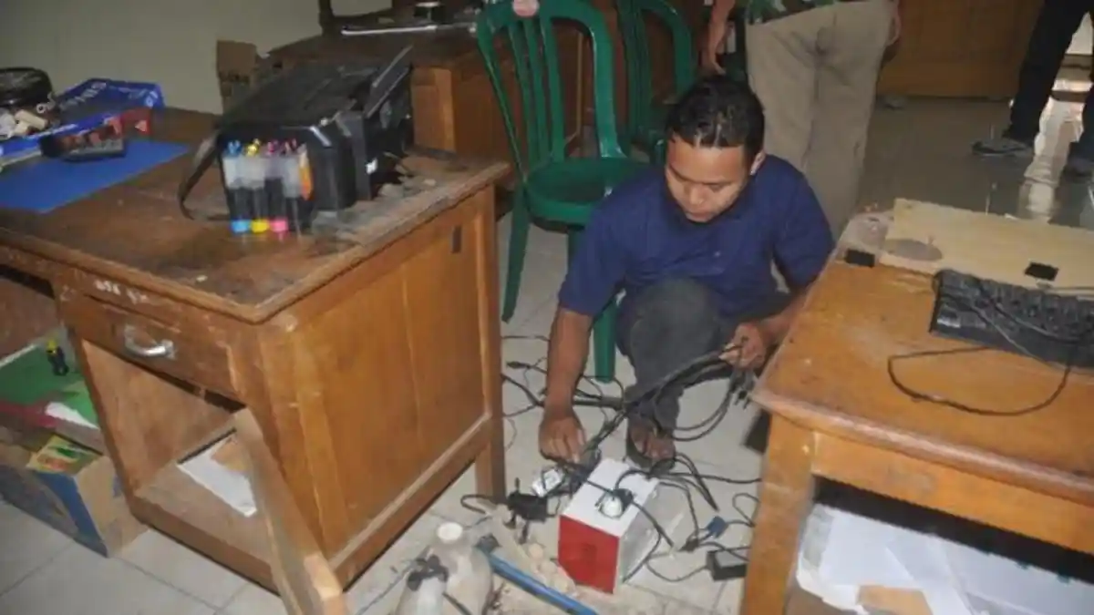 Kantor Desa Sumberbening Madiun Disatroni Pencuri, Komputer Raib