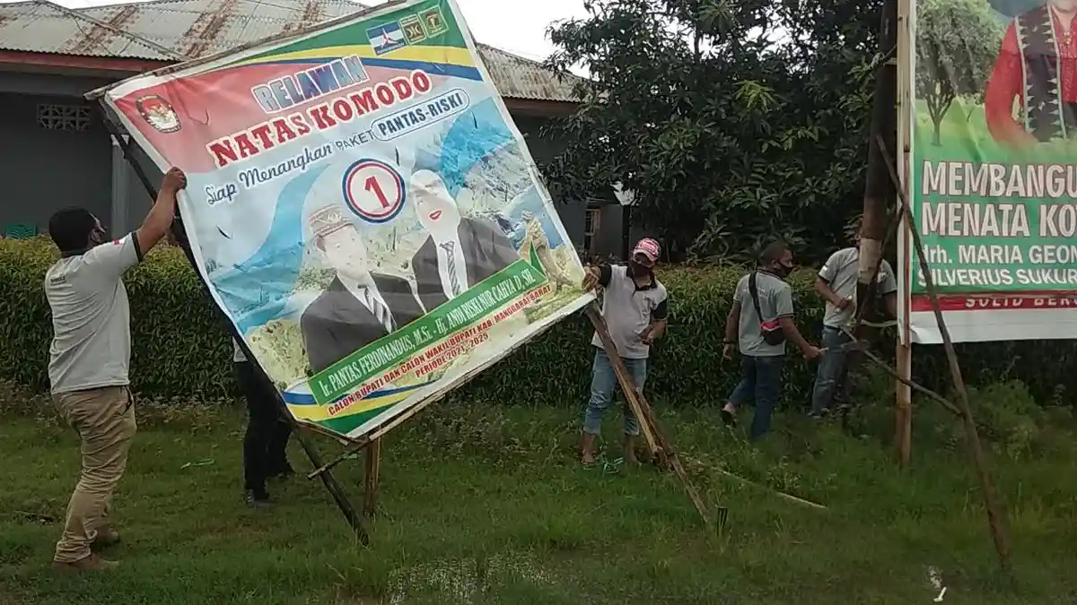 Bawaslu Kabupaten Mabar Tertibkan APK di Labuan Bajo