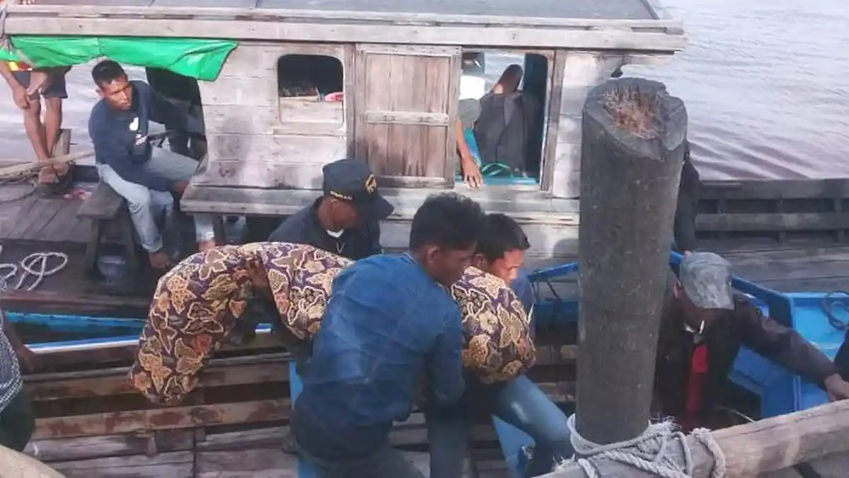 Dua Hari Hilang, Jasad Zaini Ditemukan Tak Utuh Lagi Setelah Diterkam Buaya