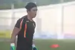 Penjaga Gawang  Geri Mandagi Tetap Ingin Bertahan Bersama Mitra Kukar