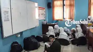 Siswa-SMP-Islam-Al-Abidin-Surakarta.jpg