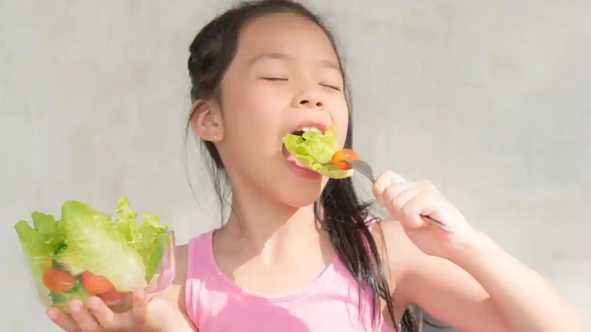 6 Tips Menu Diet untuk Anak Kecil dari WHO, Cara Mengelola Obesitas Si Kecil, 'Jangan Dikritik'