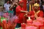 Ritual Cuci Jalan Vihara Tri Dharma Bumi Raya Singkawang