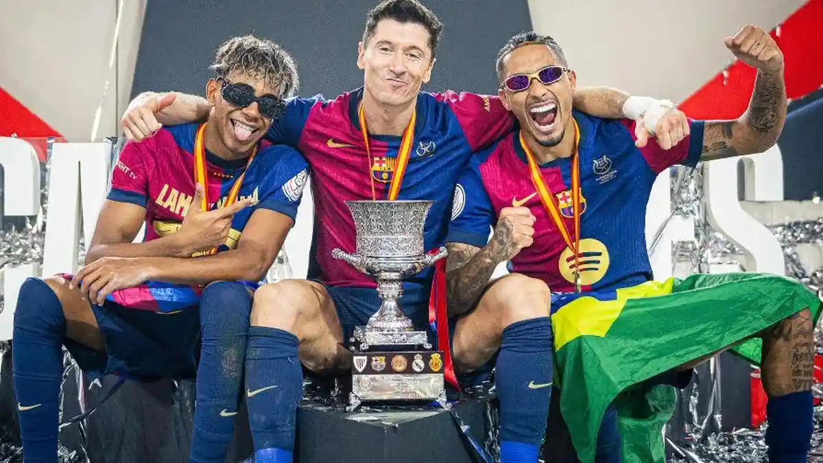 Kisah Barca Era Hansi Flick: Juara Piala Super Spanyol, Copa del Rey, Laliga Spanyol