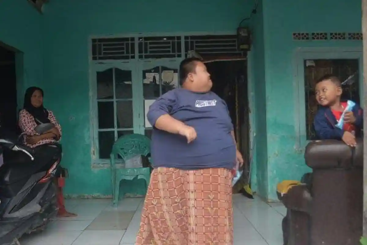 Bocah Seberat 115 Kg Asal Bekasi Meninggal, Duka Sang Kakak Ceritakan Kondisi Adiknya yang Memburuk