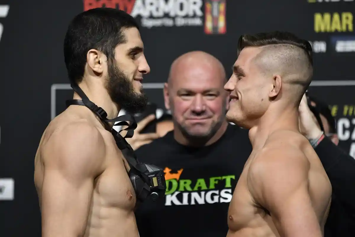 Hasil UFC 259, Islam Makhachev, Calon Penerus Khabib Kalahkan Drew Dober dalam 3 Ronde