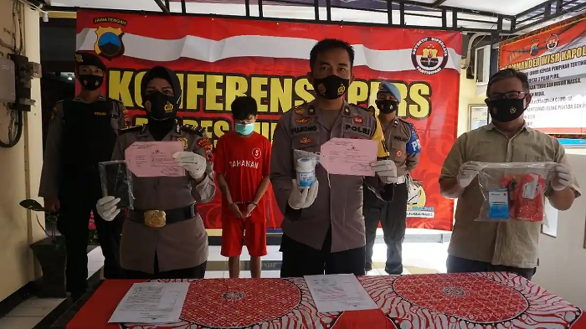 Pemuda di Rembang Purbalingga Diamankan saat Ambil Paket, Isinya 1000 Pil Hexymer yang Dibeli Online