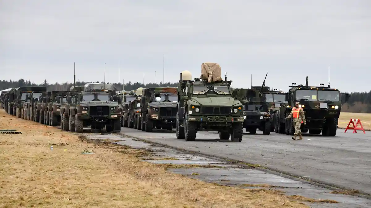Rusia Berencana akan Tarik Sebagian Pasukan di Perbatasan Ukraina