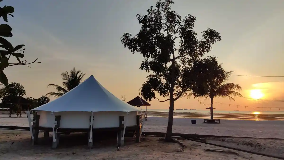 Wisata Glamping Baru di Pantai Viovio Batam, Bisa Nikmati Indahnya Laut dan Sunset