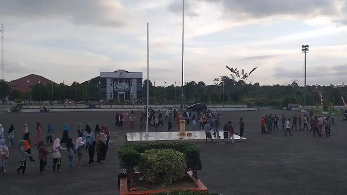 Bertekad Pecahkan Rekor MURI, 1.000 Pemuda Subulussalam Latihan Tari Dampeng