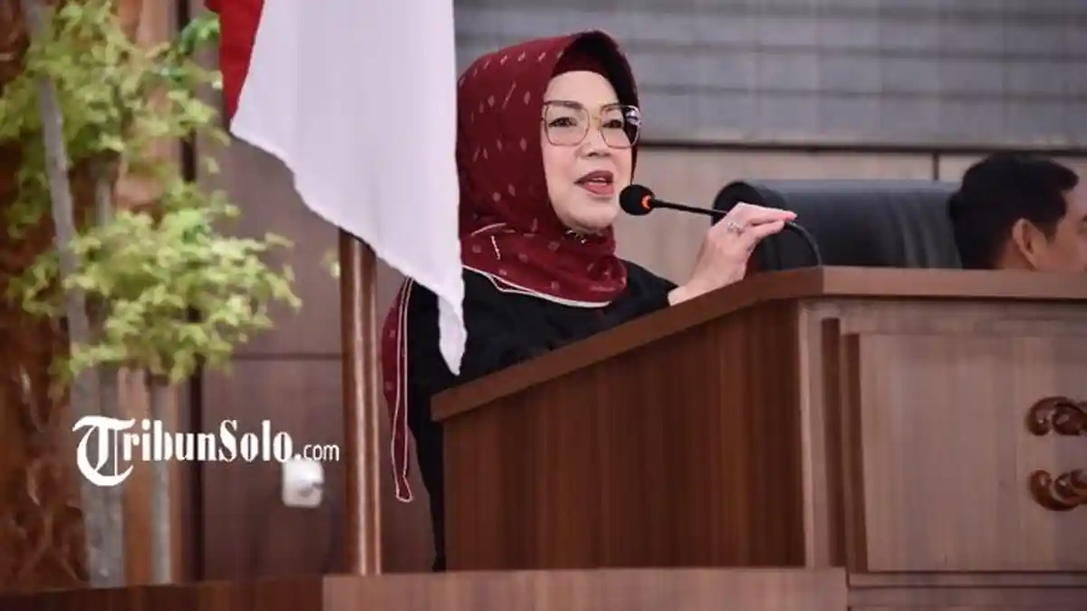 Rapat Paripurna DPRD Sukoharjo, Bupati Etik Suryani Beberkan Program Prioritas APBD 2026