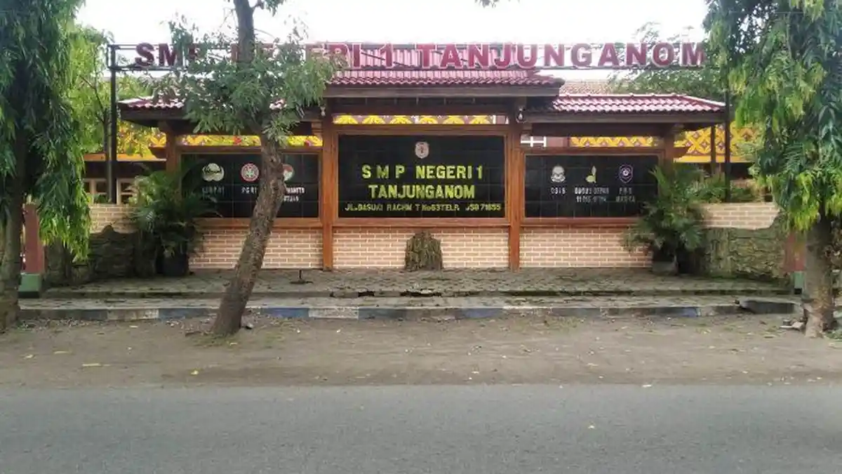 Dana BOS 2026 SMP di Nganjuk Rp 39,2 Miliar, SMP Negeri 1 Tanjunganom Kelola Rp 1,1 Miliar - Tribunbatam.id