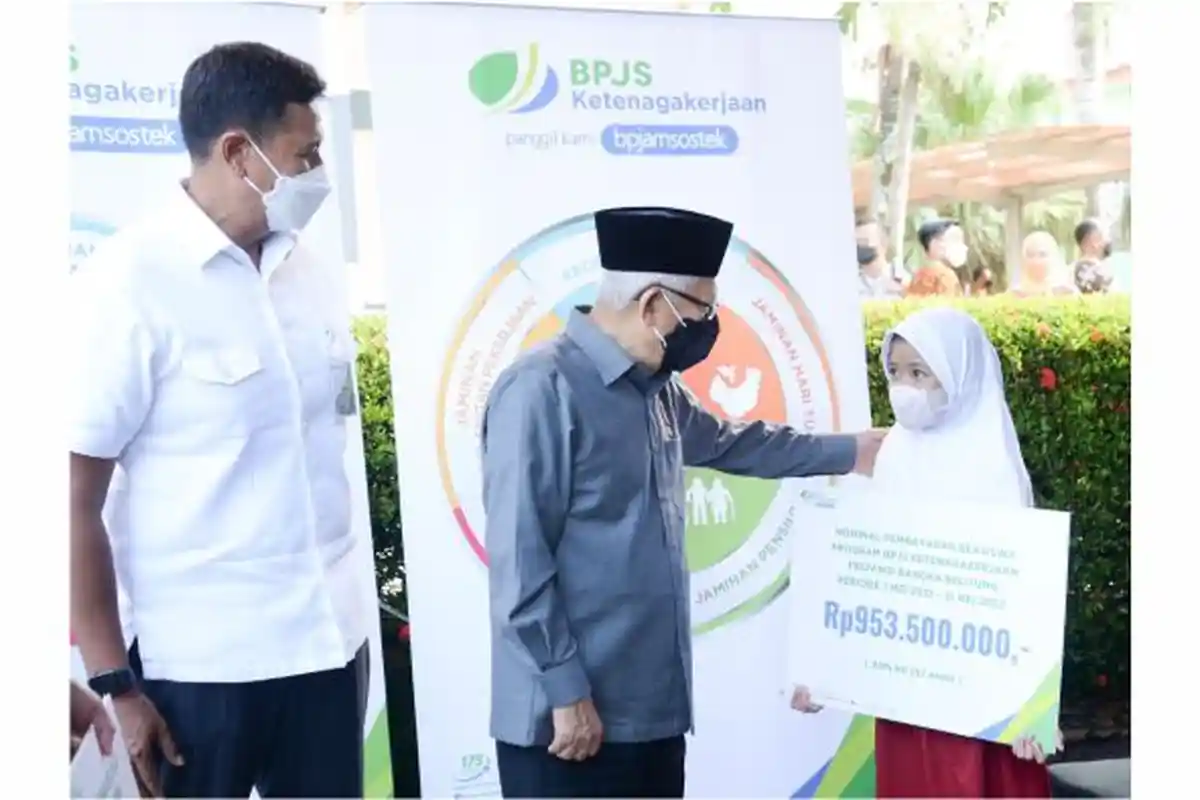 Wapres Kembali Serahkan Manfaat Program dan Beasiswa BPJS Ketenagakerjaan 2,8 Miliar